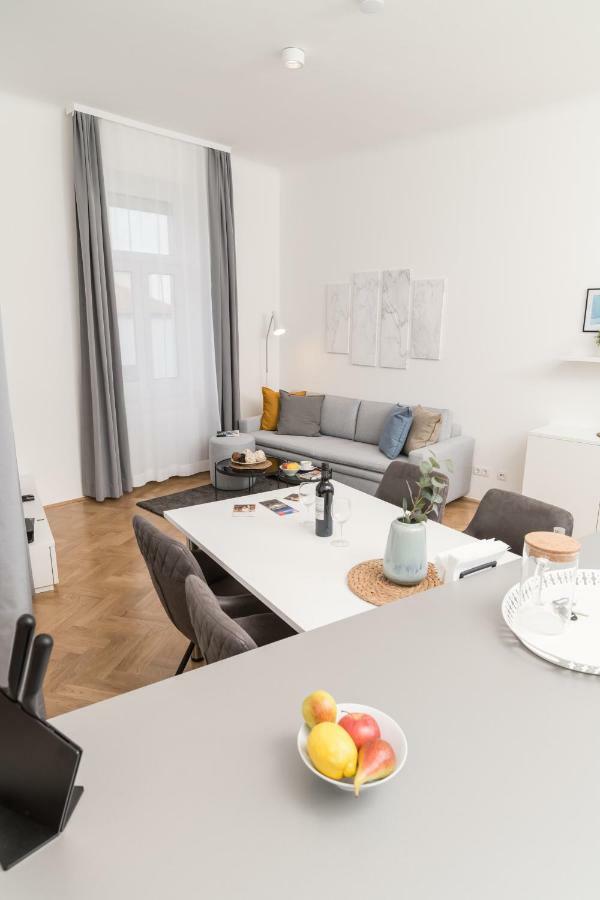 Stadlau Live Apartments Vienna Exterior photo