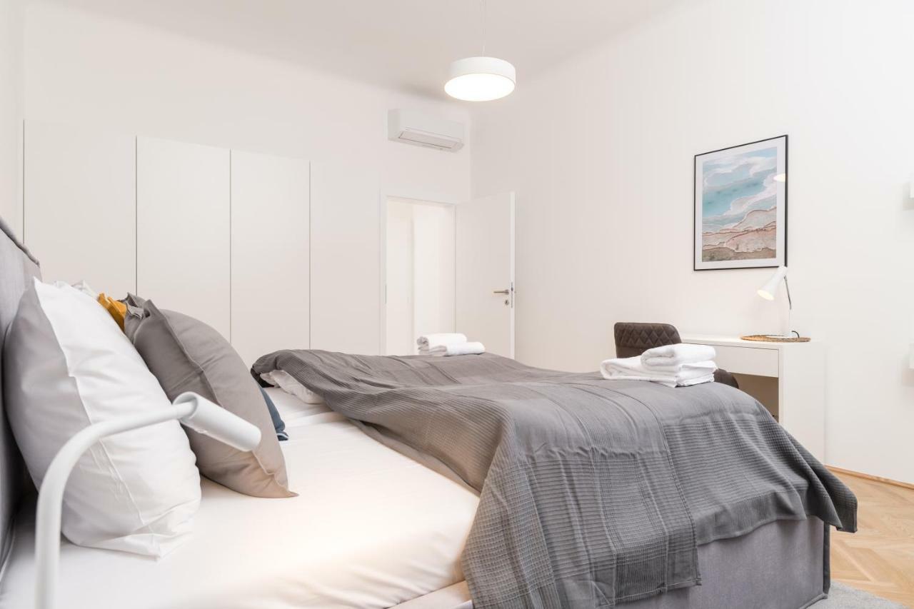 Stadlau Live Apartments Vienna Exterior photo