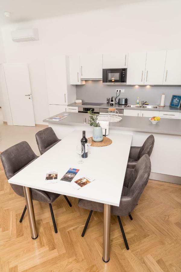 Stadlau Live Apartments Vienna Exterior photo