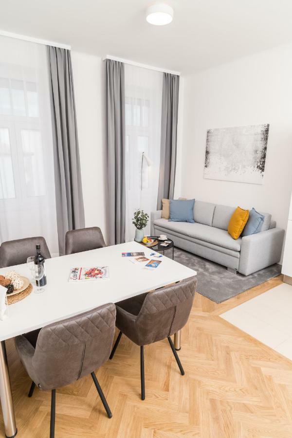 Stadlau Live Apartments Vienna Exterior photo